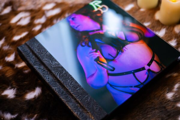 A22A1311 (1) 10x10 inch luxury boudoir photo album with Diamond Ice cover and gilded edges, Boudoir Photography Experience in Michigan